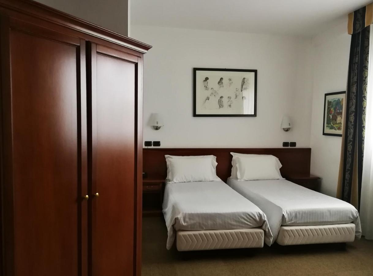 Hotel Medea (Adults Only) Алба Екстериор снимка