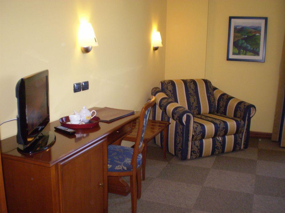 Hotel Medea (Adults Only) Алба Екстериор снимка