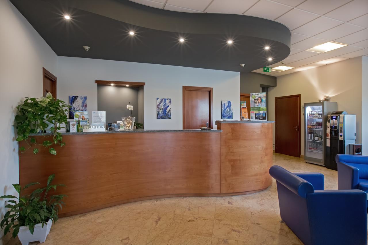 Hotel Medea (Adults Only) Алба Екстериор снимка
