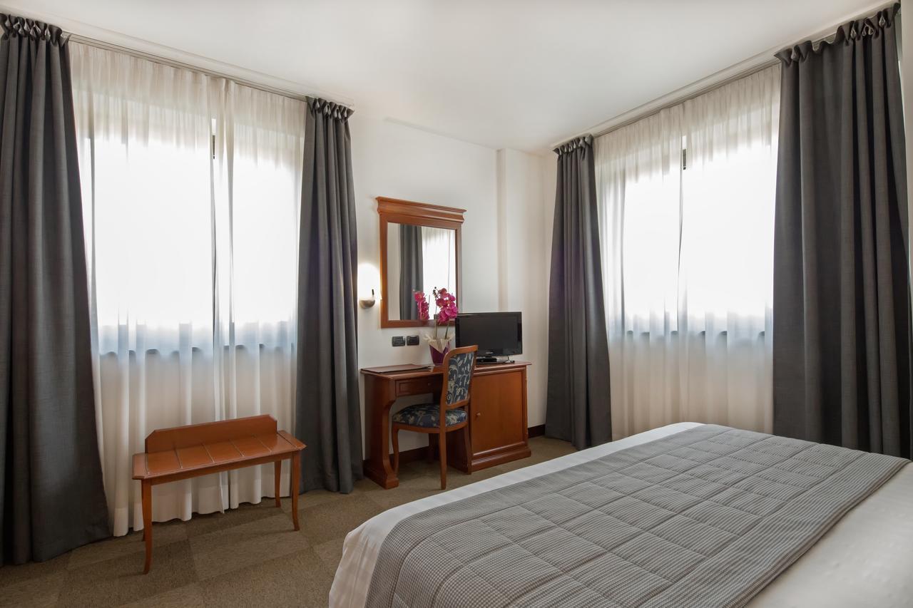 Hotel Medea (Adults Only) Алба Екстериор снимка