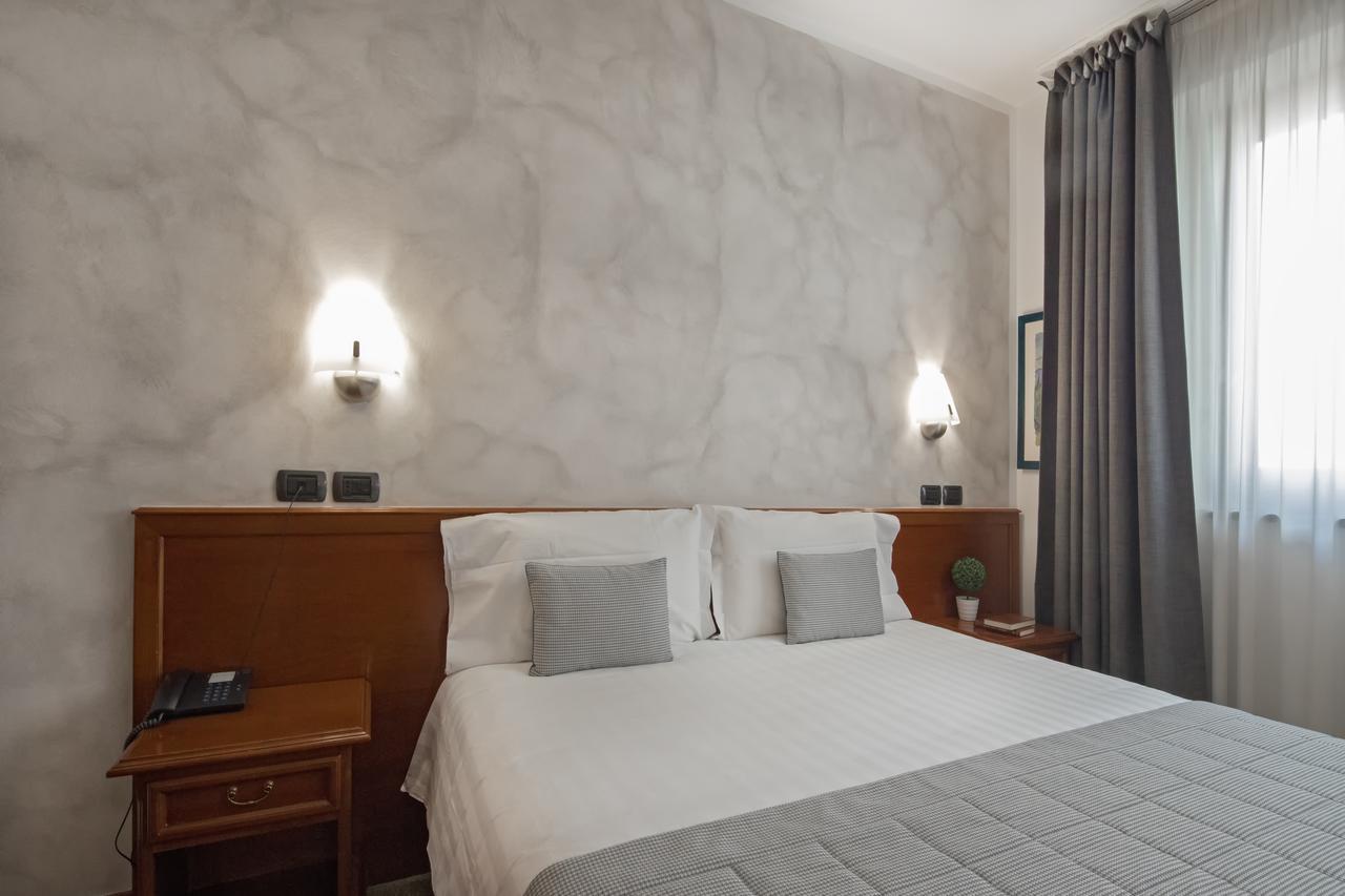 Hotel Medea (Adults Only) Алба Екстериор снимка