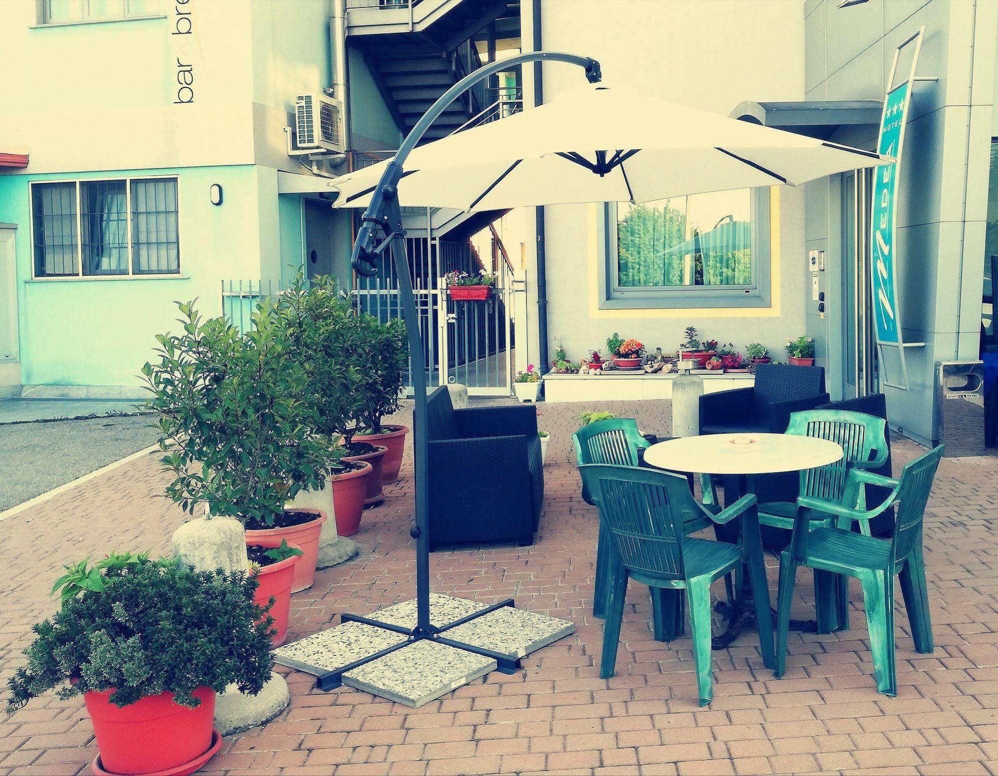 Hotel Medea (Adults Only) Алба Екстериор снимка